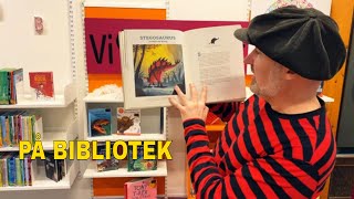 Dinosaurieböcker på bibliotek med Pappa Kapsyl [upl. by Cyrano]