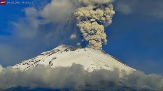 Oct 28 2024 Large Eruption Underway  Popocatepetl Volcano Mexico Timelapse [upl. by Yecniuq]