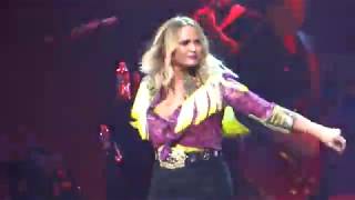 MIRANDA LAMBERT  WHITE LIAR  LITTLE RED WAGON  Springfield MO 82519 [upl. by Cornelle891]