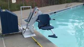 Patriot Lift mobiler Poollifter [upl. by Enyawad]