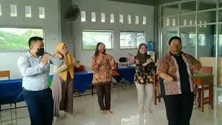 DANCE MATEMATIKA ILMU YANG MENYENANGKAN  Bu Maria Ulfah SPd [upl. by Trovillion]