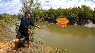 CATCH CRABS  Cockroach of the Creek  COOK CRABS [upl. by Rosenkrantz58]