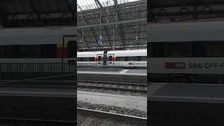 Schneller Blick auf den Hauptbahnhof St Gallen von den Bahnsteigen 🚉 [upl. by August]