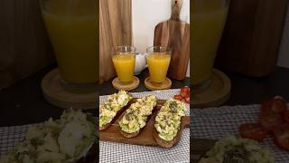 Tartine avocat et œuf [upl. by Notnroht]