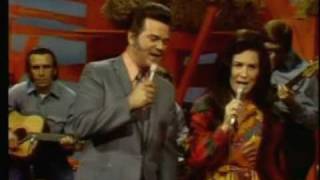 Conway Twitty amp Loretta Lynn  Pickin Wild Mountain Berries [upl. by Marler]