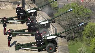 FULL 21 gun salute  Her Majesty Queen Elizabeths 93rd Birthday  Edinburgh Castle 4KUHD [upl. by Ewell850]