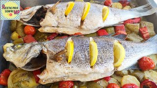 LUBINA 🐟 al Horno con Verduras y Patatas  Truco para que salga Muy Jugosa [upl. by Iinde]