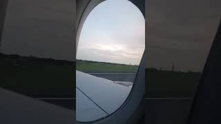 PAL Smooth Landing At Ninoy Aquino International Airport NAIA [upl. by Glanti]