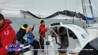 Des lycéens naviguent à bord du mythique IMOCA TOneOne [upl. by Rennat]