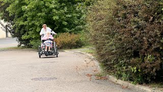 Le vélo pour tous à l’hôpital de Wassy [upl. by Akinwahs]