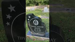 Liyah and Lianas world 1st time visiting their sister Tiphne Darshay Hollis grave site [upl. by Steinway]