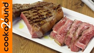 Bistecca stile fiorentina al forno  Ricetta secondi carne [upl. by Darrell]