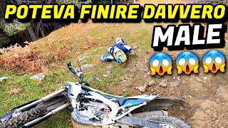 ENDURO La brutta caduta di Ciccio 😓❌️ Provo il Fantic anchio🤮🤮 [upl. by Aschim]