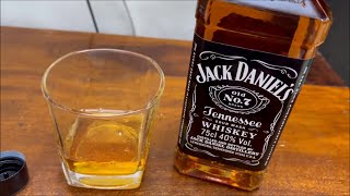 Jack Daniels old no 7 whisky review [upl. by Cheatham]