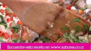 Ceviche mixto con tinta de calamar  Almejas al ajillo con yucasmp4 [upl. by Madelin159]