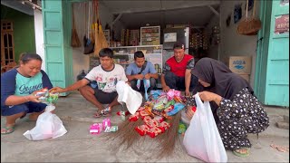 BORONG DAGANGAN MBAH YI SAMPAI MBAH YI MENANGIS TERSEDU SEDU 😘😍🔥 [upl. by Atiken]