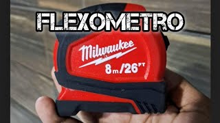 Flexometro Milwaukee  8 metros electricidad tutorial electriciantools [upl. by Treborsemaj]