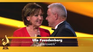 Ute Freudenberg wird für ihr Lebenswerk ausgezeichnet  Goldene Henne 2023  MDR [upl. by Ludba688]