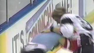 Stu Grimson vs Marty McSorley Round 2 Nov 19 1992 [upl. by Ahsikat878]