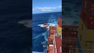 Cargo ship pe se containers ko kbhi ignore mat krna🤯amazingsfacts container containership facts [upl. by Enahsal]