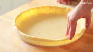 Comment faire une croûte à tarte [upl. by Huesman]