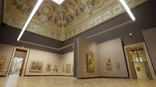 Au Louvre  Le Salon carré [upl. by Hewe784]