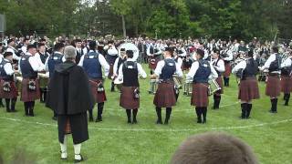 City of Chicago Pipe Band Medley at Alma 2011 [upl. by Akimad]