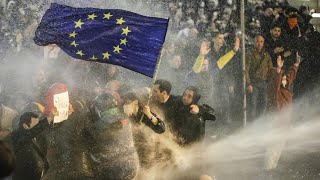 Massenproteste in Georgien gegen Gesetz zu quotausländischen Agentenquot  AFP [upl. by Nike458]