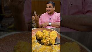 Paach Plate khaye hai Nitin Gadkari ji ne unke Favourite Pakode nitingadkari pakode shortsfeed [upl. by Annayoj]