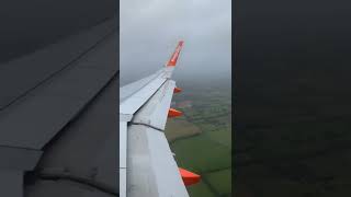 Unbelievable Landing Plane try to land at Gatwick Aiport in Eunice [upl. by Watkin526]