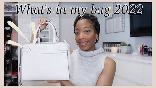 WHATS IN MY BAG 2022  Everyday purse essentials [upl. by Yenaj]