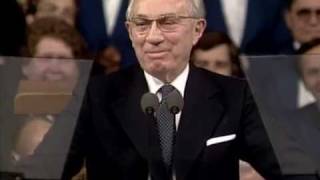 President Hinckley Story of Bucket of Bricks Oct 1981 General Conference [upl. by Deidre]