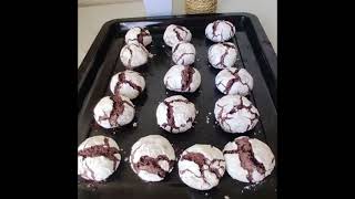 Chocolate Crinkles cookies niluto sa Kawali at Oven  chocolitos [upl. by Bettzel714]