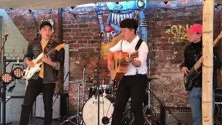 Danny Boy amp The Carriages 대니 보이 앤 더 캐리지스  Fireman 소방수  Live at Liverpool Sound City 2018 [upl. by Kachine578]