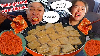 CHALLENGE ‼️ MAKAN TAHU GORENG VIRAL TIKTOK LANGSUNG DARI WAJANNYA 🥵🤣 [upl. by Ahsinnor594]