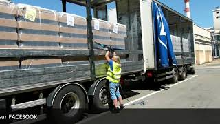 Transport de Marchandises  La route au féminin [upl. by Steck]