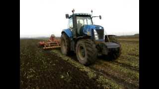 Powerful New Holland T8050  Vaderstad Top Down 500 difficult conditions in wet soil [upl. by Thirzi]