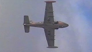 BAC Strikemaster RNZAF Jet Trainer at Ardmore 1990 [upl. by Emmanuel247]