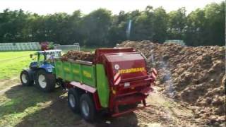 Strautmann Streuer mit Claas Fendt und New Holland [upl. by Jaquenetta468]