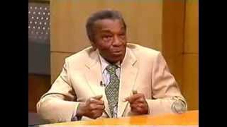 Entrevista a Milton Santos Programa Passando a Limpo TV Record 2001 VHSRip 38 [upl. by Arimihc]