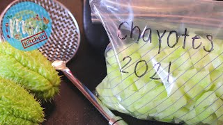 How To Freeze Vegetables Correctly BLANCHING CHAYOTES MexMundoKitchen [upl. by Arihppas]