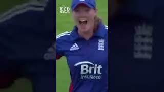 🚀 Superwoman  OneHanded Catch Through The Air  Brilliant Anya Shrubsole shorts [upl. by Suivatnom]