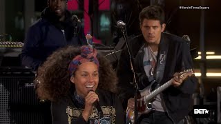 Alicia Keys quotBlended Familyquot  Here in Times Square 2016 4K Remastered [upl. by Marilin]