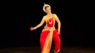 Danza Clásica de la India ODISSI Anandini Dasi Bharatya Vidya Bhavan Mylapore Chennai [upl. by Anahsit]