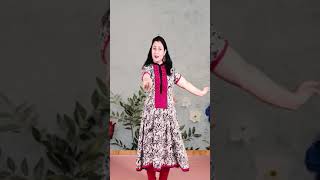 Aisa Kyun Maa  Neerja  Mothers day special  Himani Saraswat  Dance Classic  shorts [upl. by Wolff]