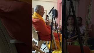 Rare Video  Pt Hariprasad Chaurasia ji  Vrindavan Gurukul Krishna Janmashtami [upl. by Lenrow]