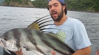 Pêche au Rooster Fish  Playa Del Coco Costa Rica  Juillet 2011 [upl. by Cyprus]