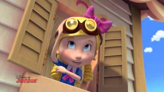 Goldie and Bear  The Perfect Gift  Official Disney Junior Africa [upl. by Lynus]