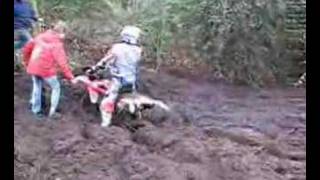 DEM Enduro DM Uelsen 2008 E1 Roy Kroll buddelt sich ein [upl. by Goodkin]