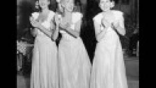 Bing Crosby amp The Andrew Sisters  Don´t Fence Me In 1944 [upl. by Letsyrhc]